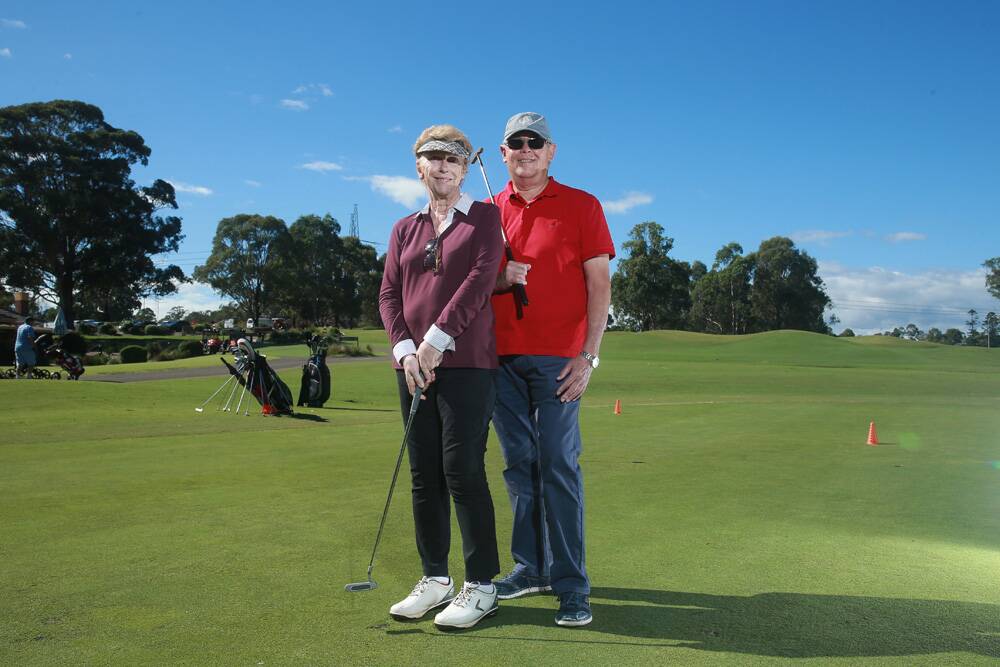 GREENS AND GOLDEN YEARS – Patrick and Doreen Condon decided to have a crack at golf during a course offered by Golf NSW. Photo: David Tease – Golf NSW.