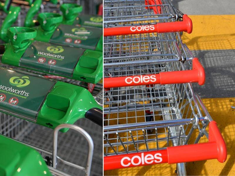 Coles and Woolworths account for an estimated two-thirds of the food retail sector. (Dan Himbrechts, Darren England/AAP PHOTOS)