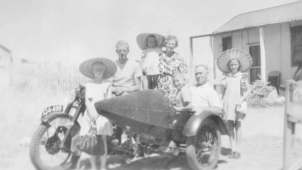 The Williams family at Christies Beach. Photo credit: State Library of South Australia B69688