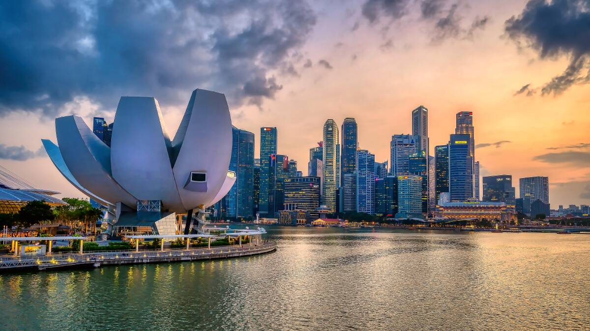 The iconic architecture of Marina Bay Sands and the ArtScience Museum in Singapore's Marine Bay. Photo: Shutterstock