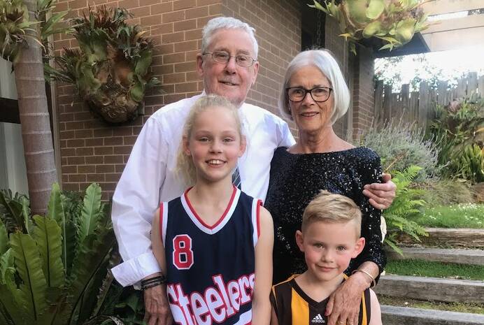 LUNG CANCER FIGHT: Retirees Ken, Dale and their two grandchildren.