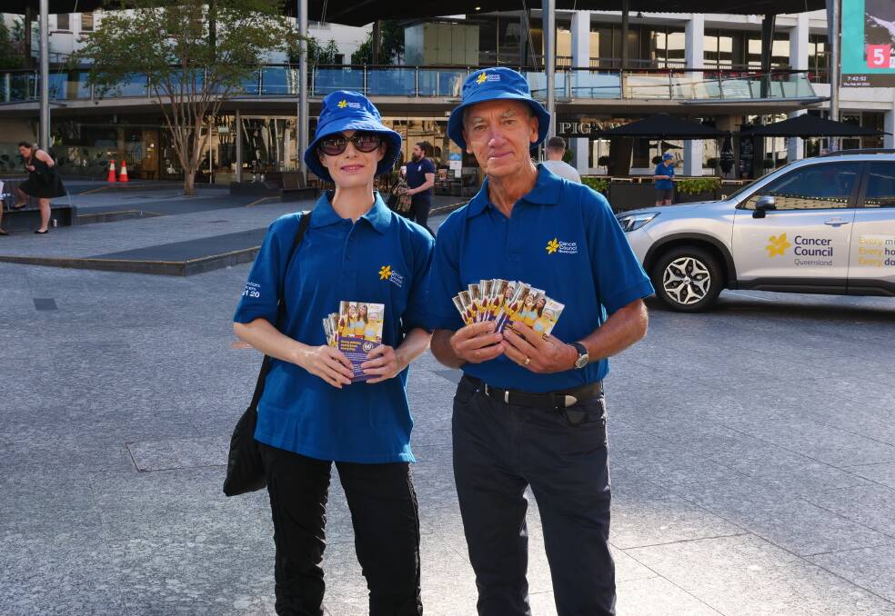 Cancer Council Queensland Volunteers Michelle Baldwin and Garth Stephens.