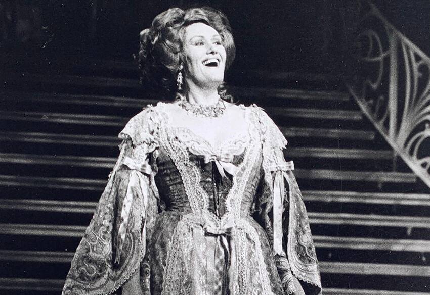 OPERA GREAT: Dame Joan Sutherland in The Merry Widow.