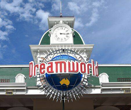 The entrance to the Dreamworld Theme Park.