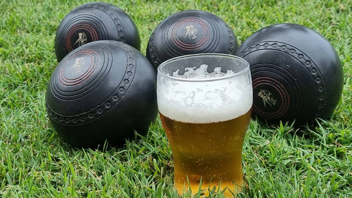 A new initiative encourages bowling club members and guests around the country to swap full strength beers for zero, low and mid strength options. Picture by Therese Murray 