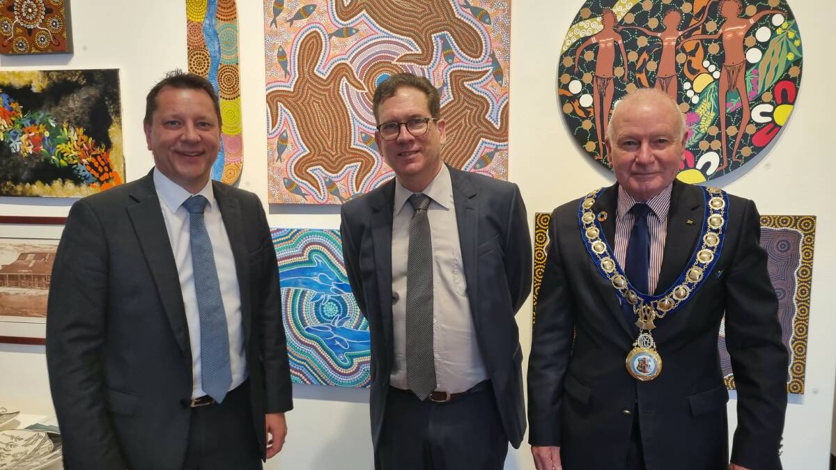 ON AIR: From left, local MP Paul Scully, 2RPH station general manager Barry Melville and Wollongong Mayor Gordon Bradbery. Photo: Boyd Creative