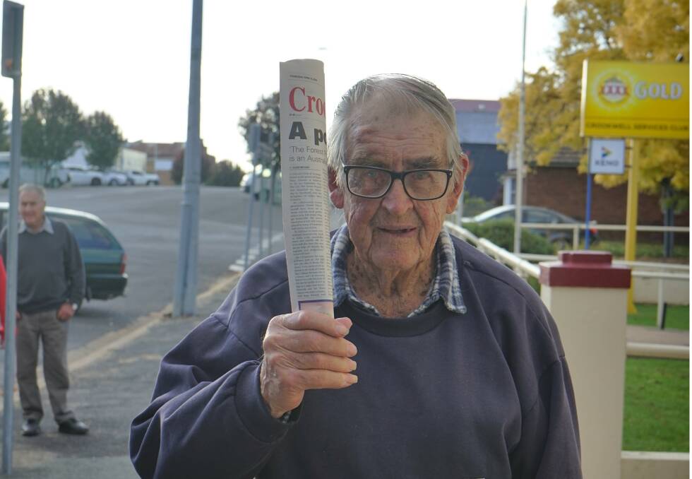 Is he Australia's oldest paperboy?: Kevin Naughton, aged 90, delivers the Gazette in Crookwell and could be the country's oldest in such a job. Photo: Clare McCabe