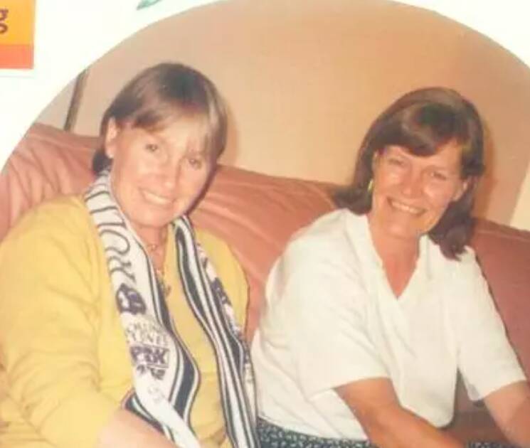 Queen Susan (left) with ex-Orange resident Lindie Davey in Johannesburg in 1995. Picture supplied