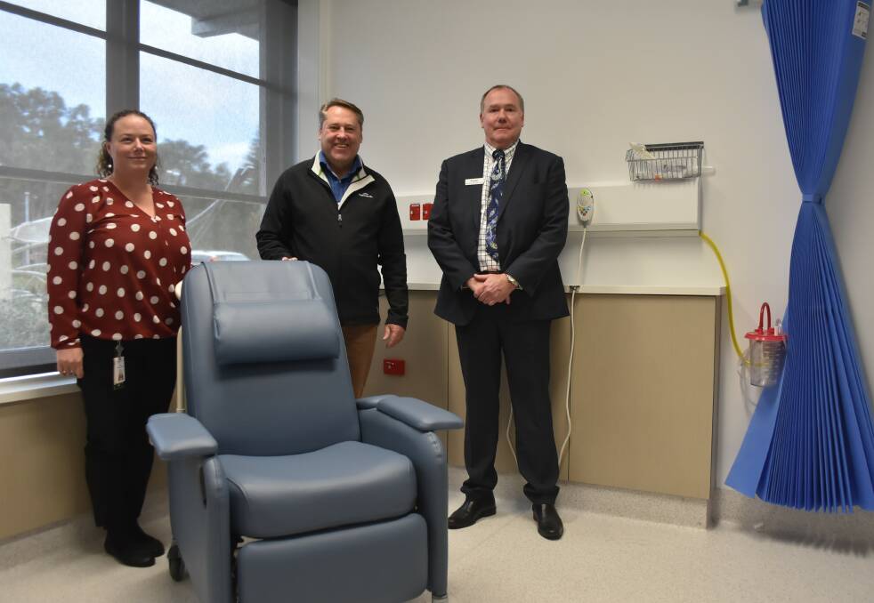 Ward complete: Director of nursing Carla Jones, O'Connor MP Rick Wilson and operations manager Peter Tredinnick. Photo: Jake Dietsch.