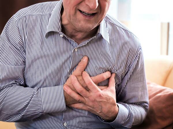 Know the symptoms of heart attack, says the Heart Foundation.
