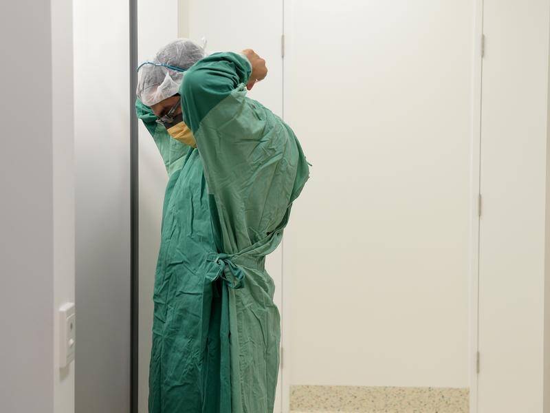 The number of people overdue for planned surgery exploded during the pandemic. (Dan Himbrechts/AAP PHOTOS)