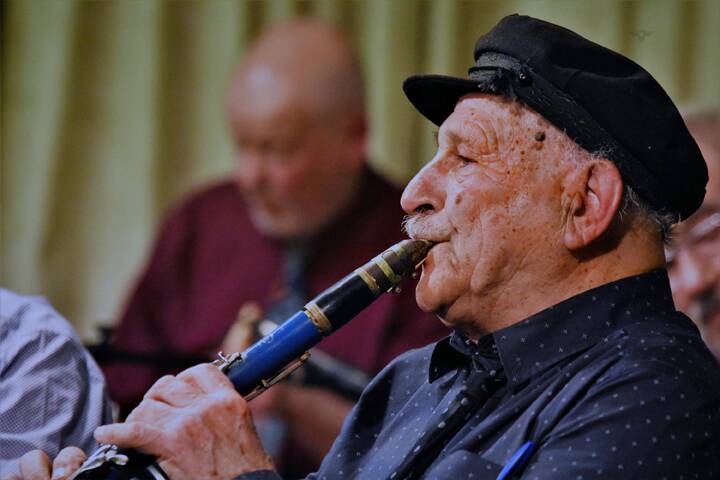 HE’S BEEN EVERYWHERE  – Clarinettist Nick Polites celebrated his 90th birthday by performing for the Victorian Jazz Club. Photo: George Krupinski.