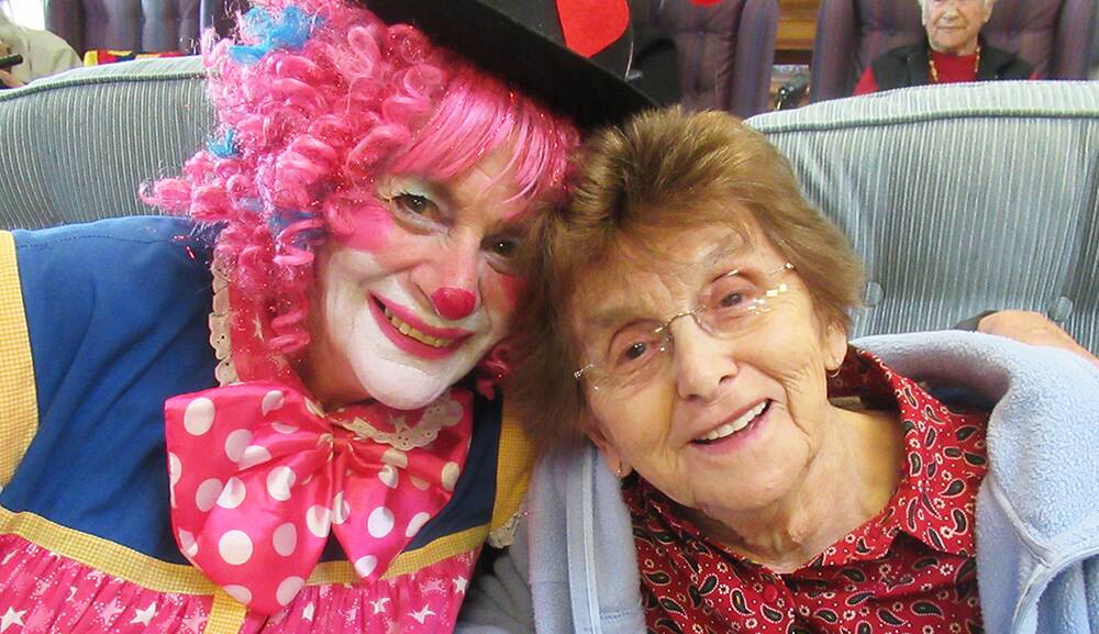 CLOWNING AROUND – Starbright the Clown (otherwise known as Sue South) with Resthaven Murray Bridge resident Ada Jordan.