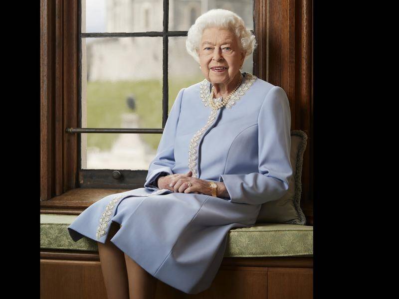 Buckingham Palace has released the official Platinum Jubilee portrait of Queen Elizabeth II.