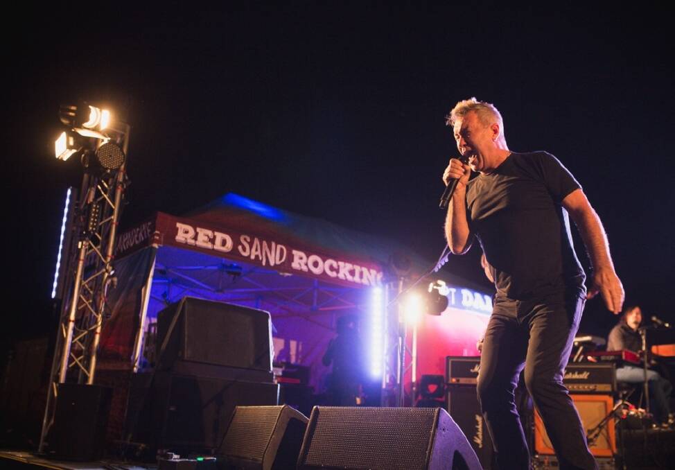 OLD DESERT HAND – Jimmy Barnes in action at the 2015 Big Red Bash