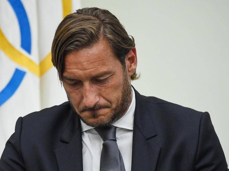 2,307 Forward Francesco Totti Stock Photos, High-Res Pictures, and Images -  Getty Images