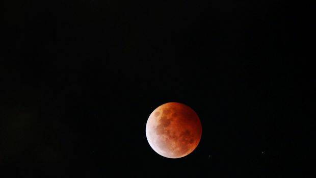 The Blood Moon in October 2014.  Photo: Darrian Traynor