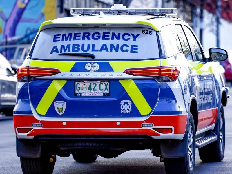 The stresses facing emergency workers in rural areas will be studied in a bid to hold on to staff. (Rob Blakers/AAP PHOTOS)
