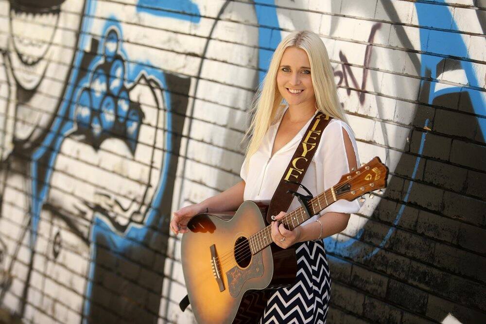 Aleyce Simmonds will be performing at Mildura Country Music Festival.