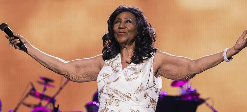 Soul music legend Aretha Franklin is reported to be "gravely ill", according to a US website.