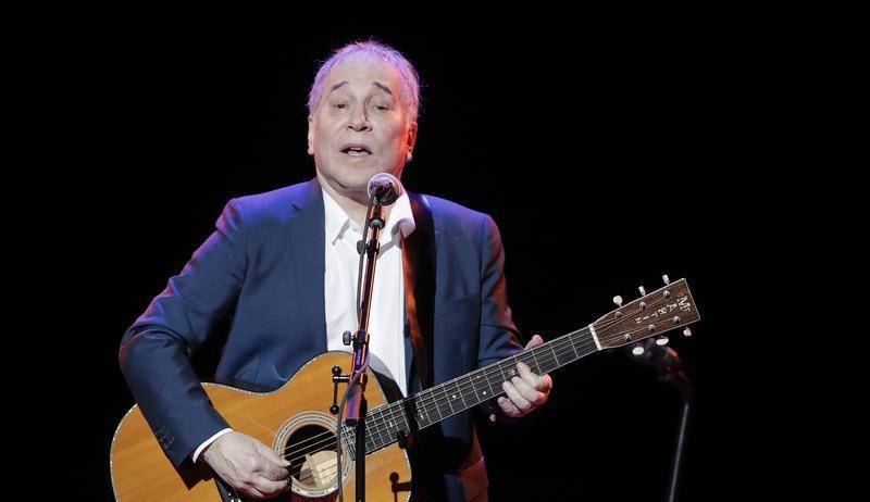 Joining Neil Diamond and Elton John, Paul Simon has announced that he is also quitting touring.
