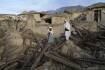 Afghanistan ends hunt for quake survivors