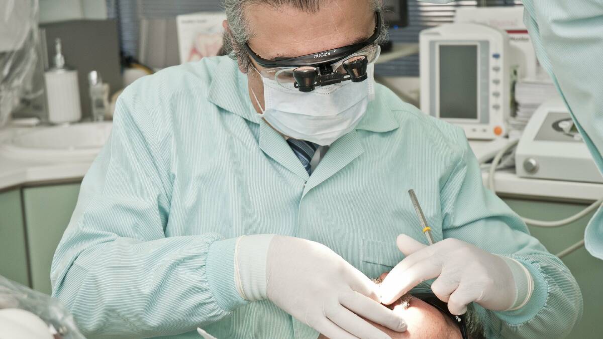 Government urged to tackle the rotten dental health of Australia's elderly