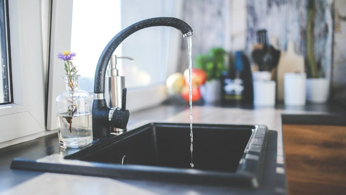 STAY LEAD SAFE: Run your cold tap for 30 seconds each morning to flush out possible lead contamination. 
